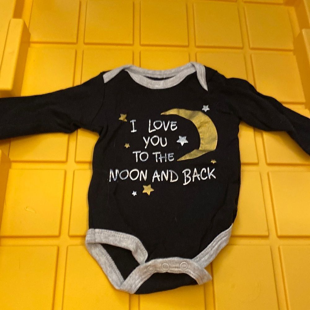 Babies onesie I love you tot he moon and back used once size 0-3 months